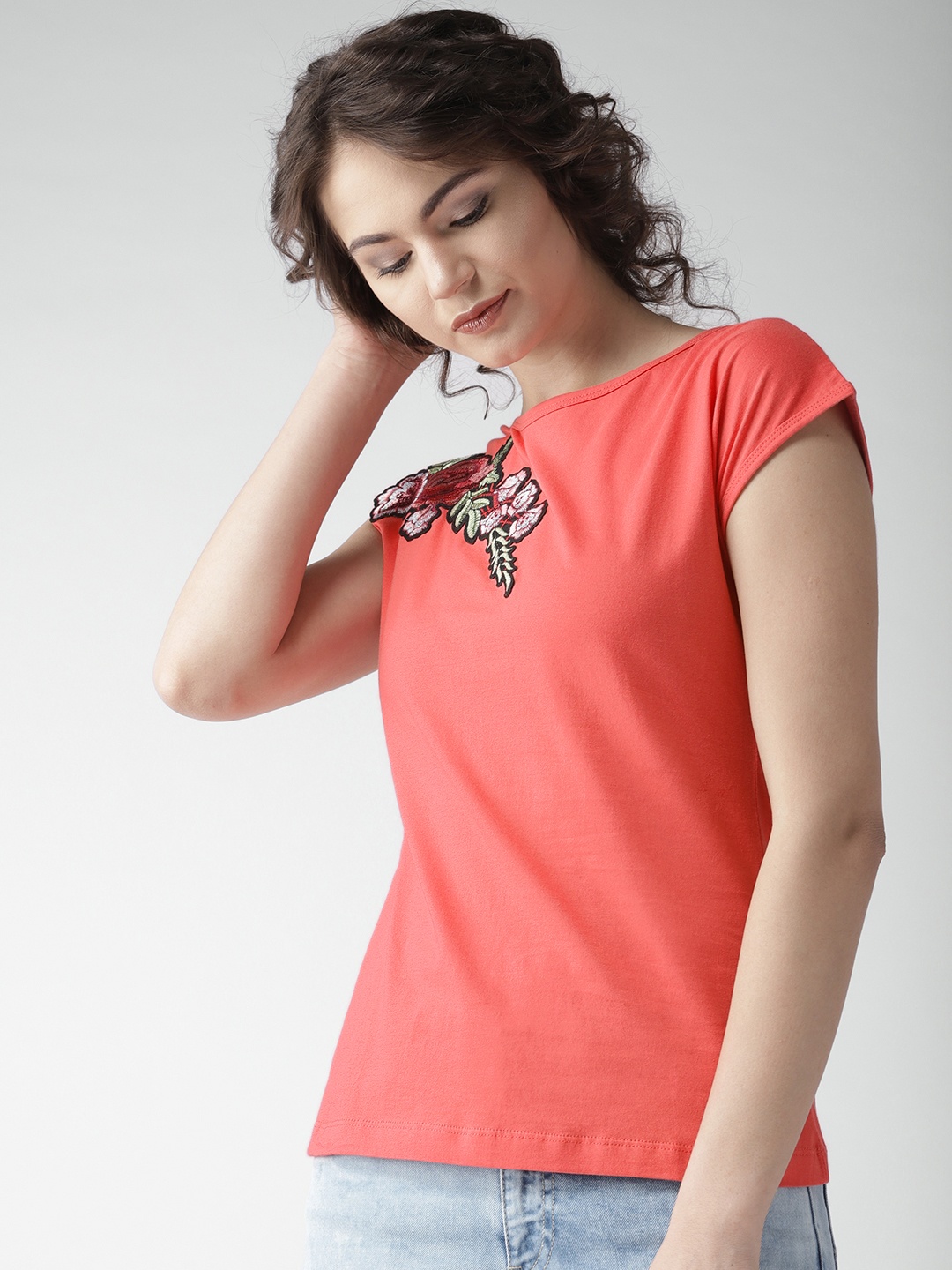

Style Quotient by Noi Women Coral Pink Solid Round Neck T-shirt