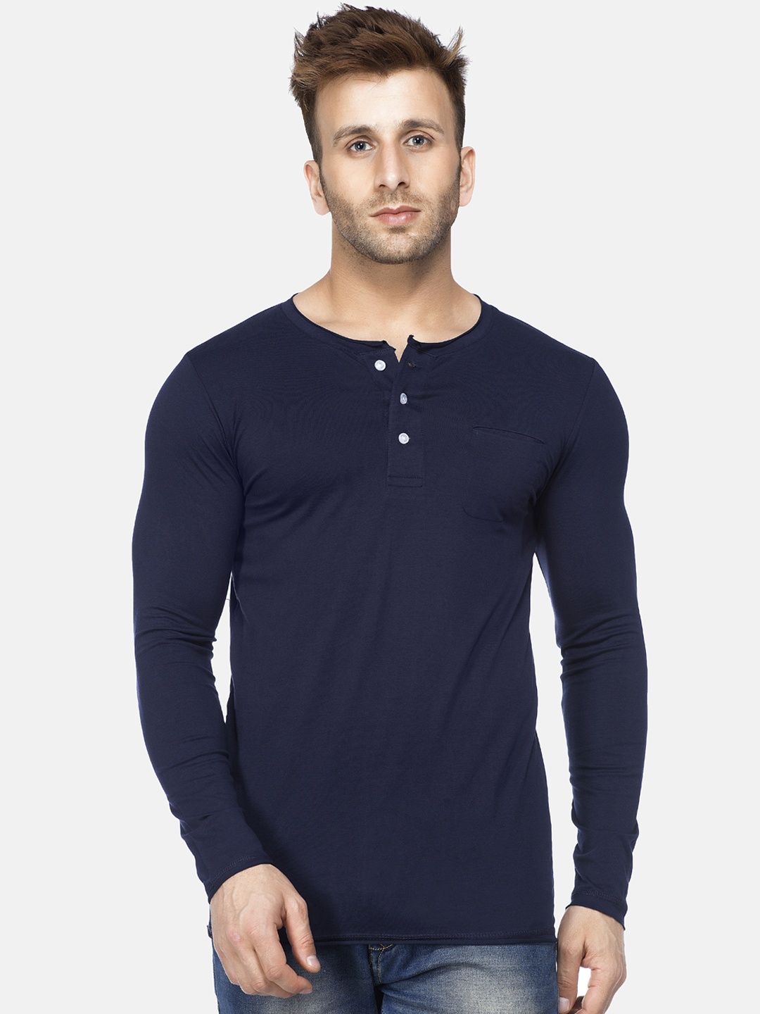 

Tinted Men Navy Blue Solid Henley Neck T-shirt