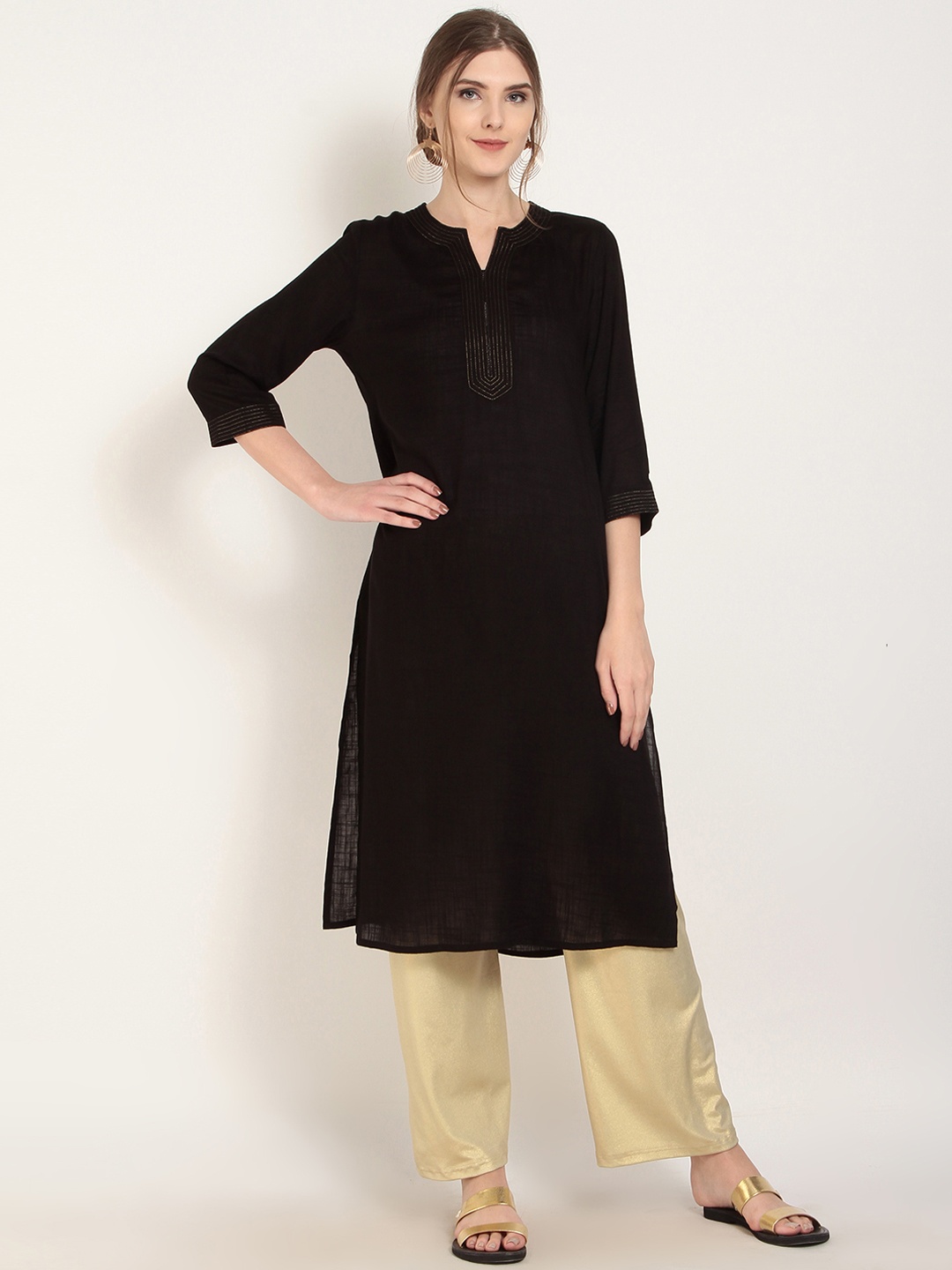 

RARE ROOTS Women Black Solid Straight Kurta