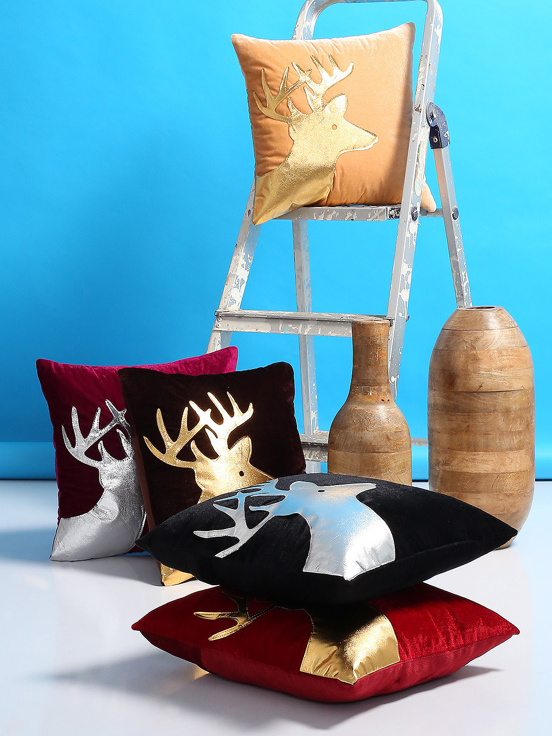 

ROMEE Multicoloured Set of 5 Ethnic Motifs Square Velvet Cushion Covers, Multi