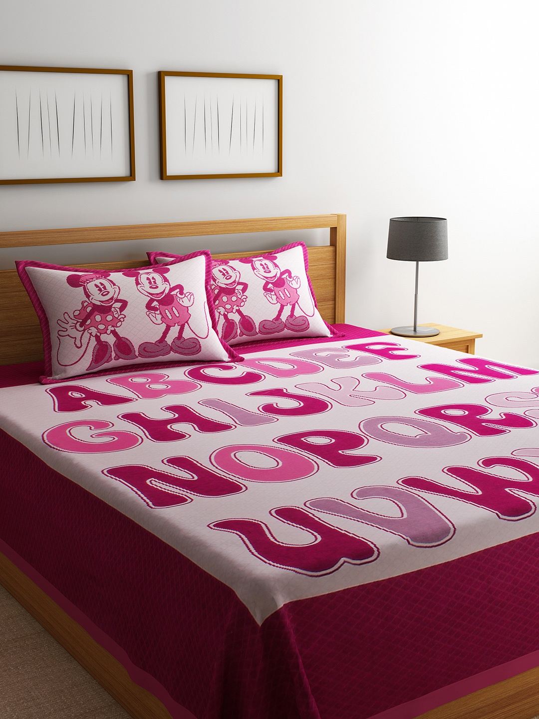 

Romee Pink & White Printed Reversible 220 TC Bed Cover With 2 Pillow Covers