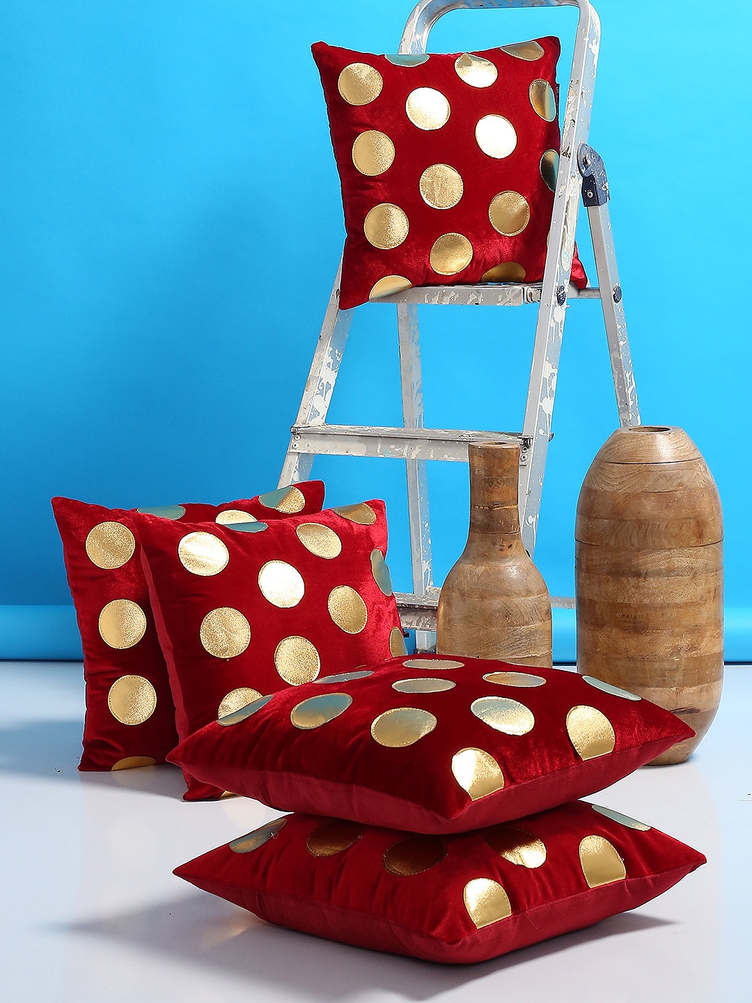 

ROMEE Red Set of 5 Geometric Square Velvet Cushion Covers