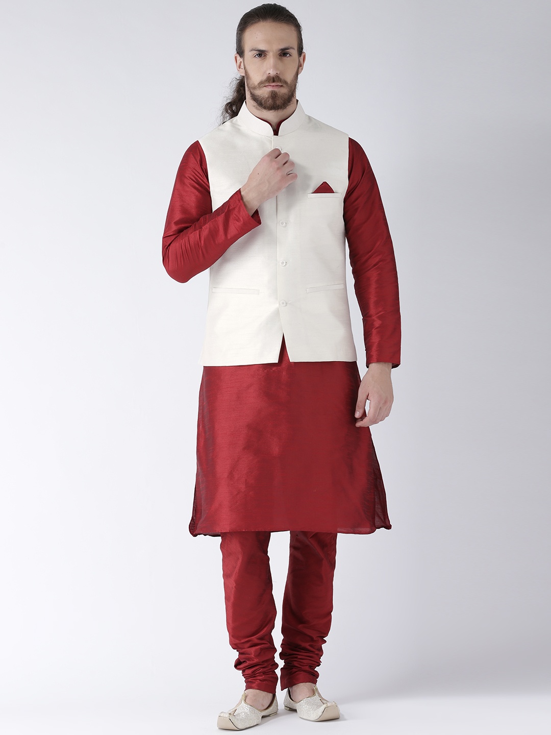 

DEYANN Men Off-White & Maroon Solid Jacquard Kurta with Pyjamas & Nehru Jacket