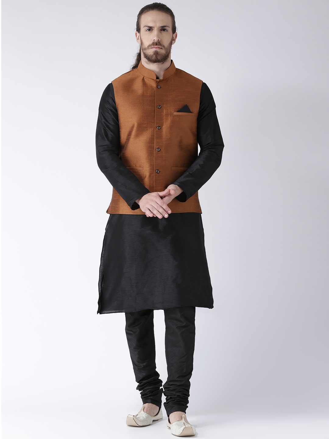 

DEYANN Men Black & Brown Solid Jacquard Kurta with Pyjamas & Nehru Jacket