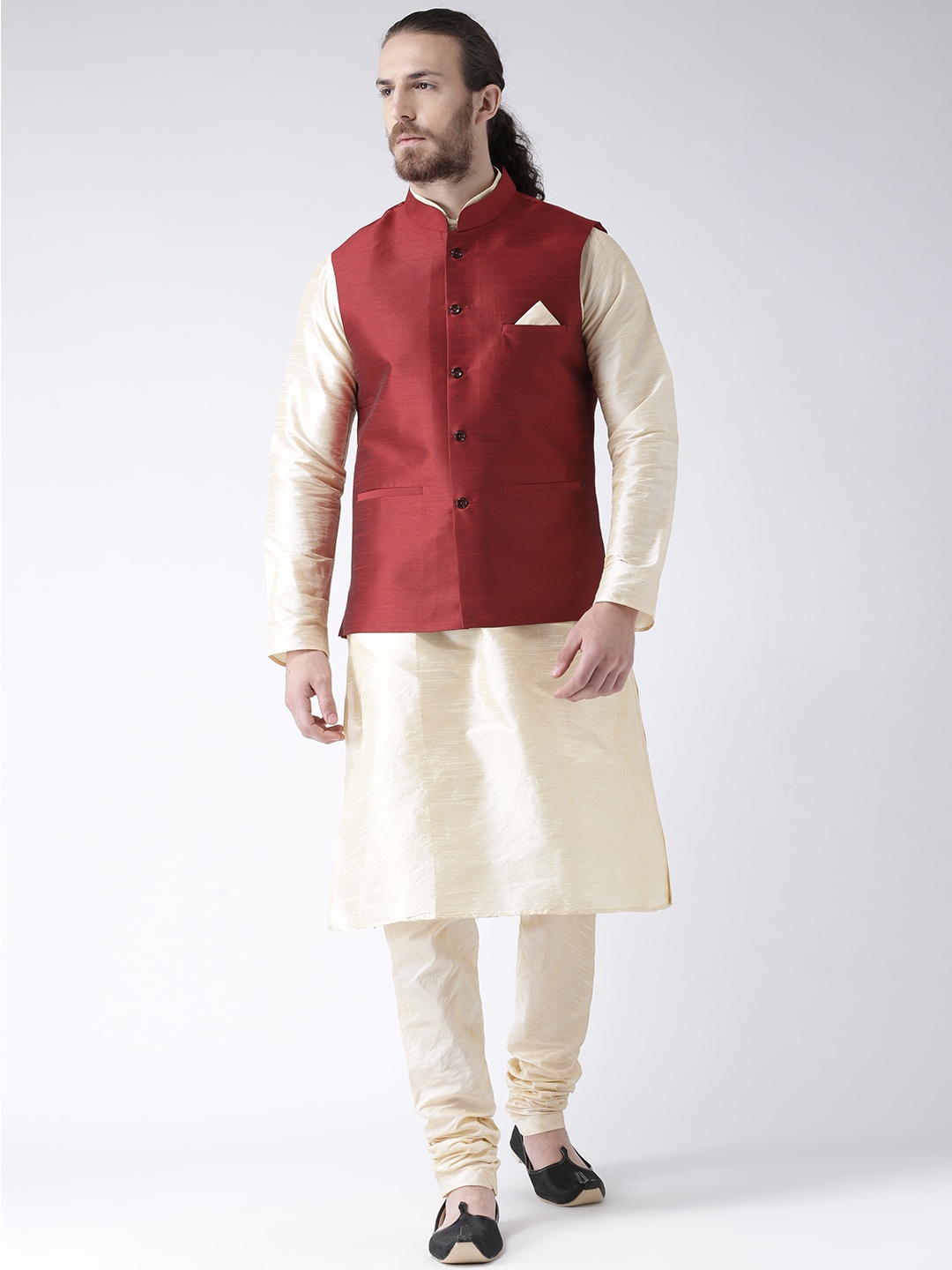 

DEYANN Men Maroon & Cream Solid Jacquard Kurta with Pyjamas & Nehru Jacket