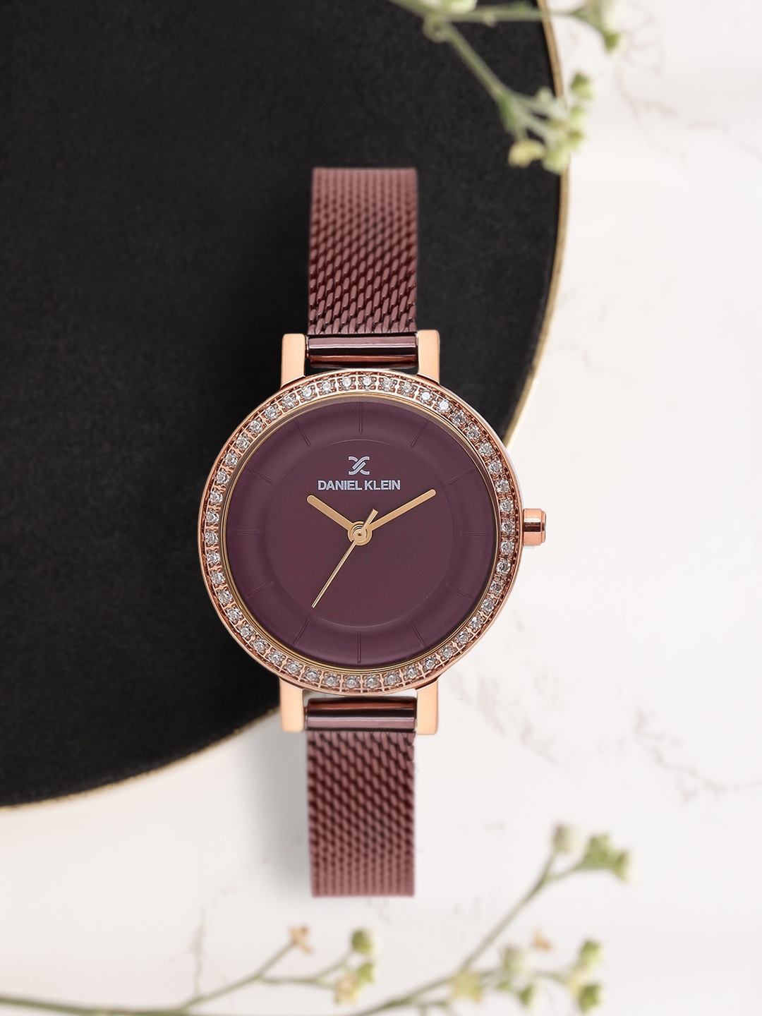 

Daniel Klein Women Burgundy Analogue Watch DK11699-7