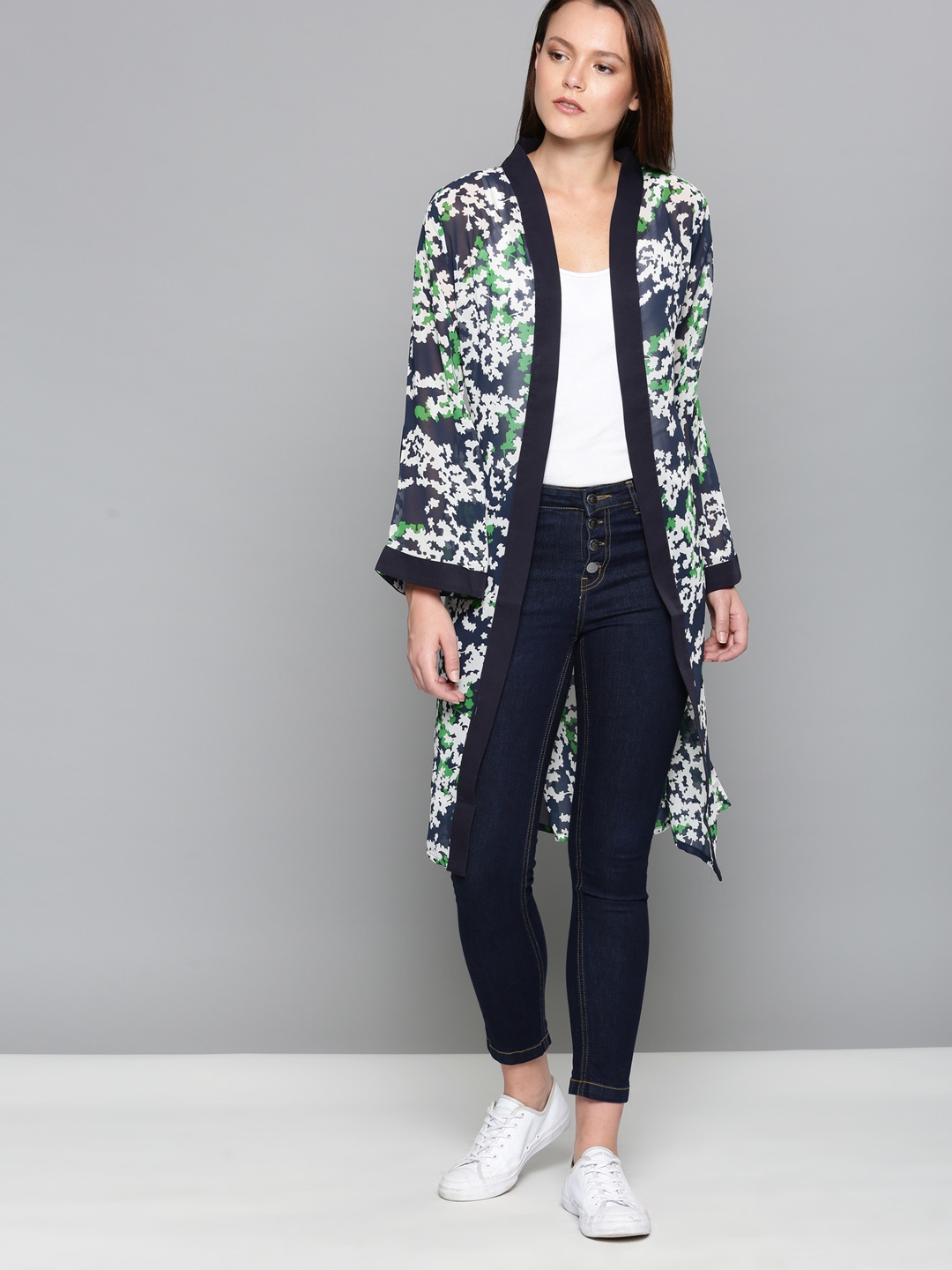 

Chemistry Navy Blue & Green Printed Open Front Shrug