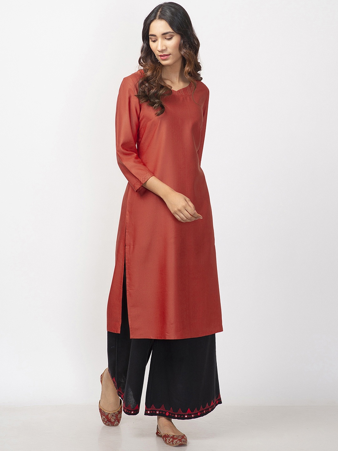 

Fabindia Women Rust Red Solid Straight Kurta