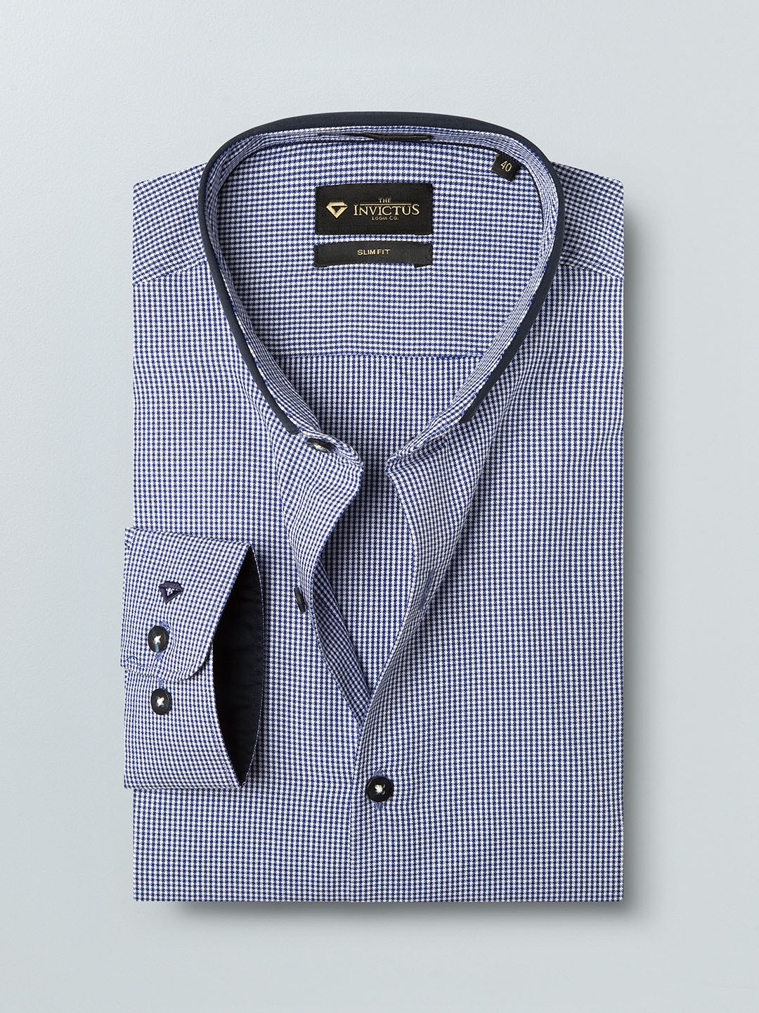 

INVICTUS Men Blue & White Slim Fit Checked Semiformal Shirt