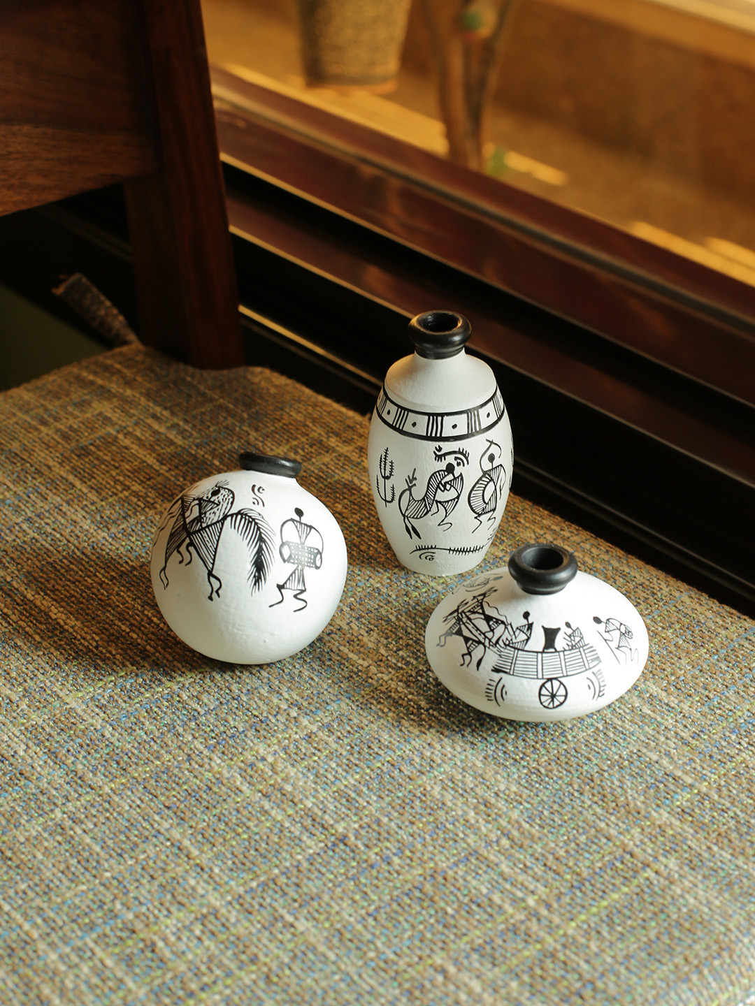 

ExclusiveLane Terracotta Warli Handpainted Miniature White Pots (Set Of 3)