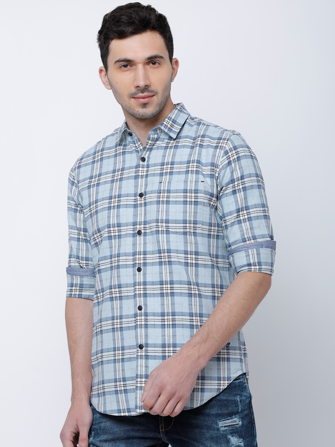 

LOCOMOTIVE Men Blue & Off-White Slim Fit Checked Casual Shirt