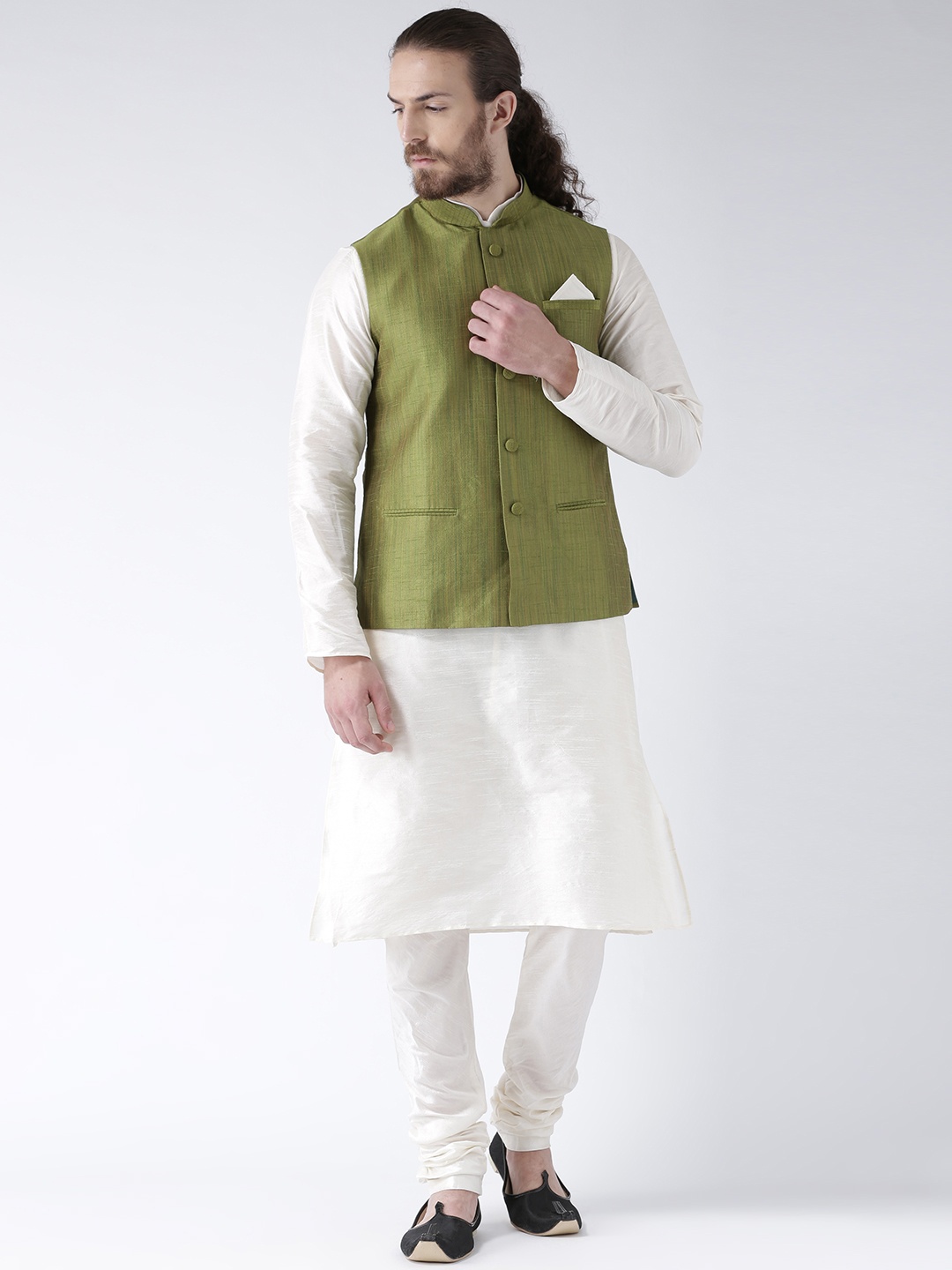 

DEYANN Men Green & Off-White Solid Kurta with Pyjamas & Nehru Jacket