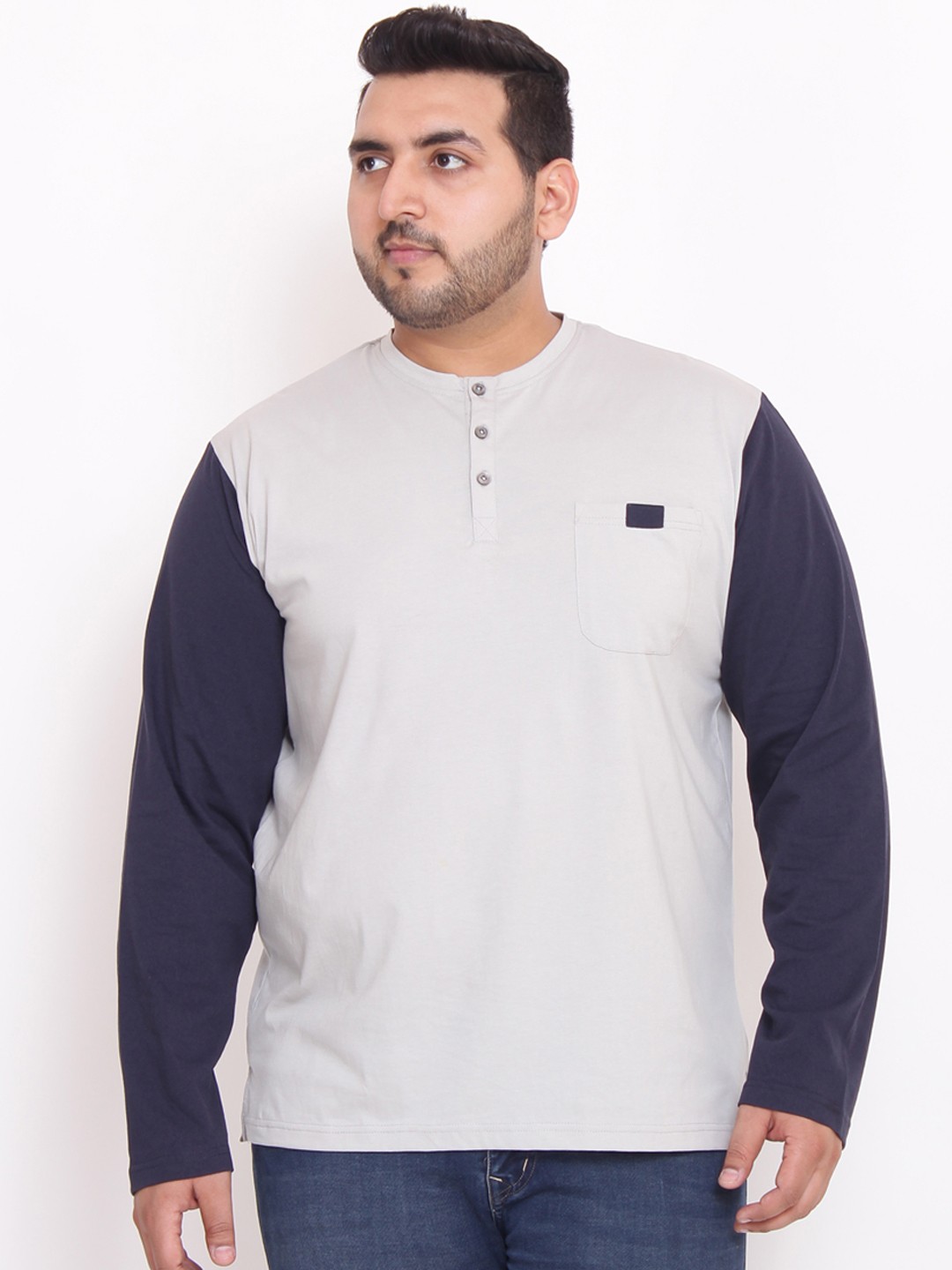 

bigbanana Plus Size Men Grey Solid Henley Neck T-shirt