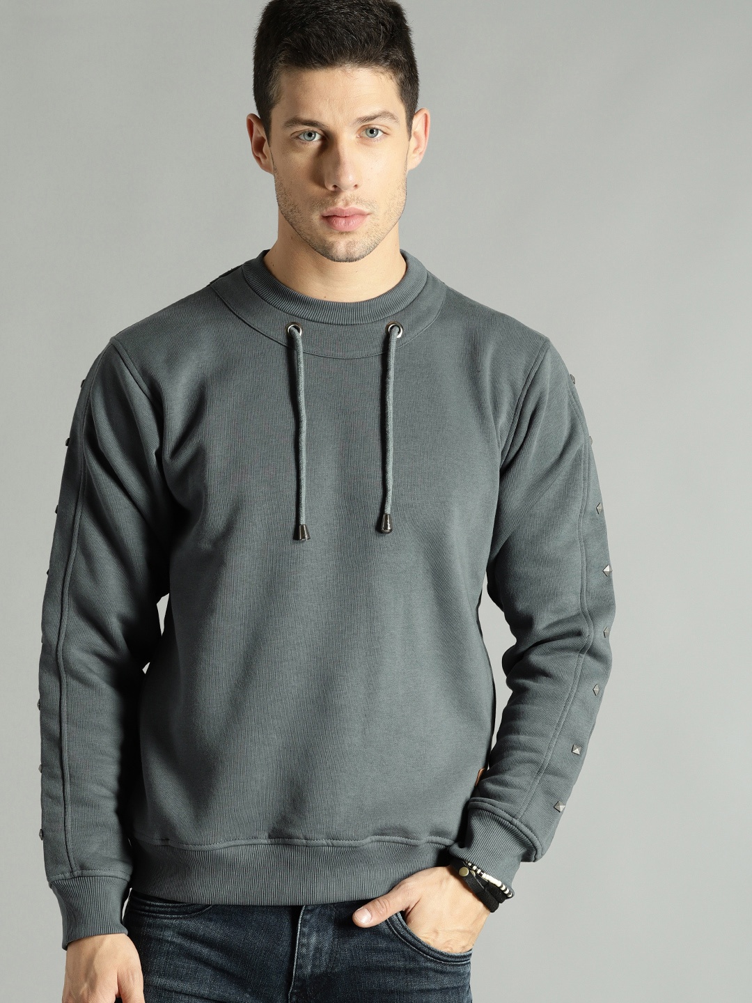 

Roadster Men Grey Solid Sweatshirt