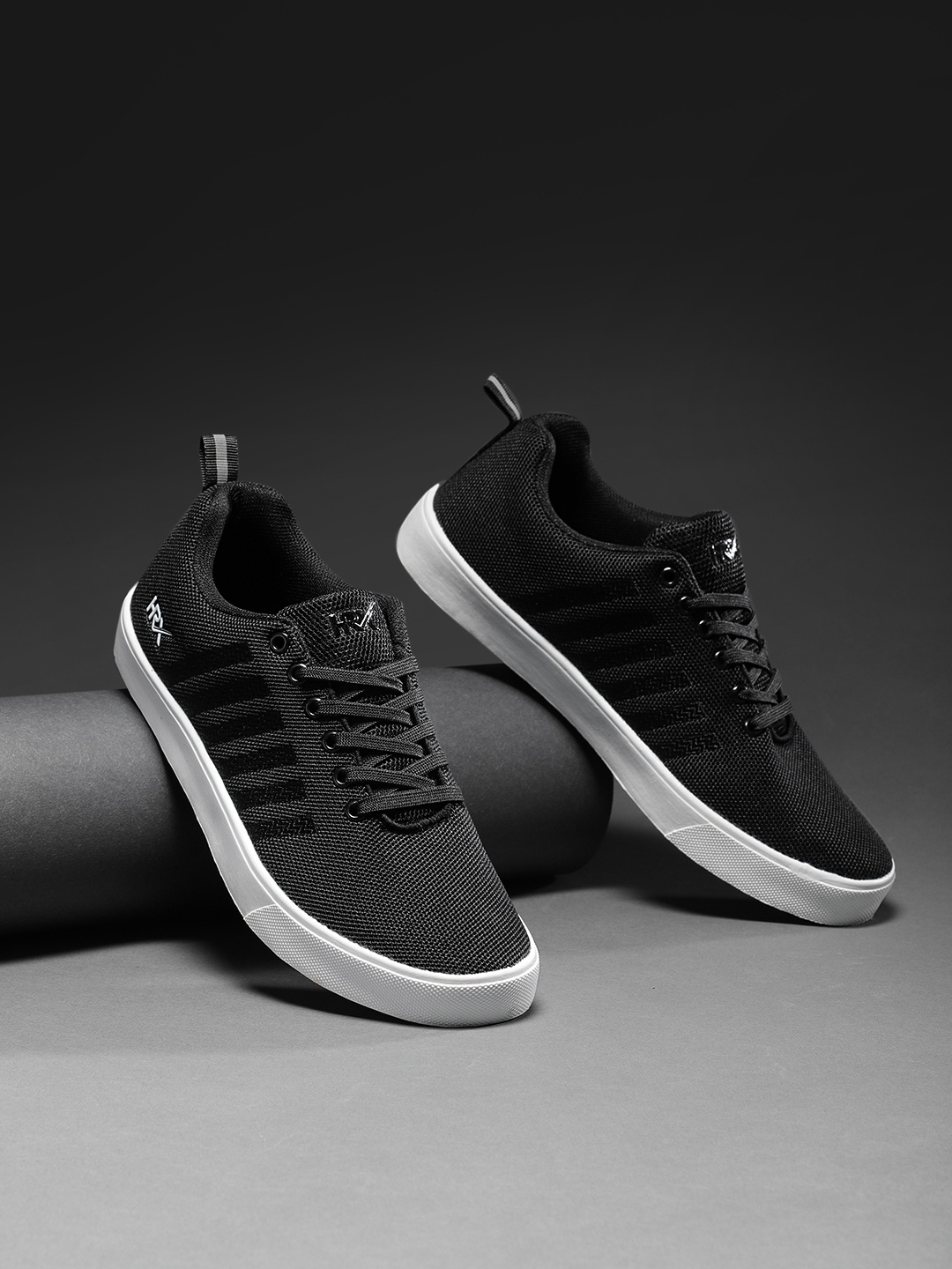 

HRX by Hrithik Roshan Men Black Sneakers