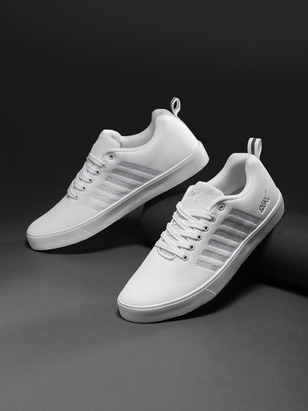 

HRX by Hrithik Roshan Men White Sneakers
