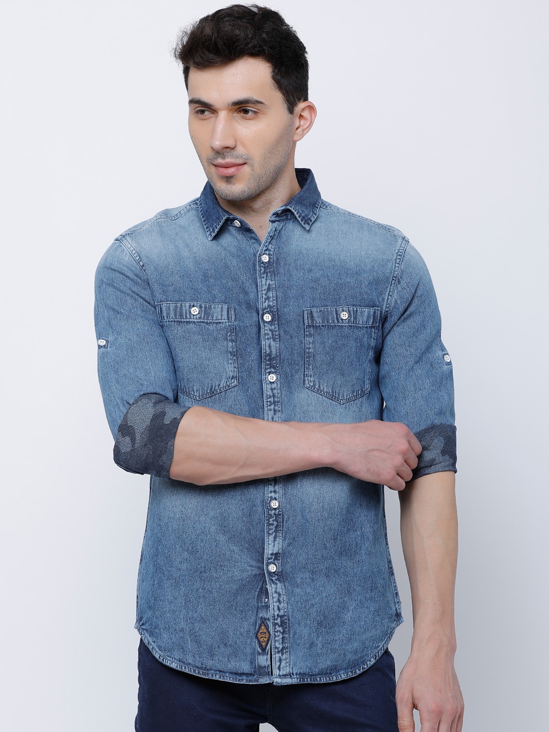 

LOCOMOTIVE Men Blue Slim Fit Faded Denim Casual Shirt