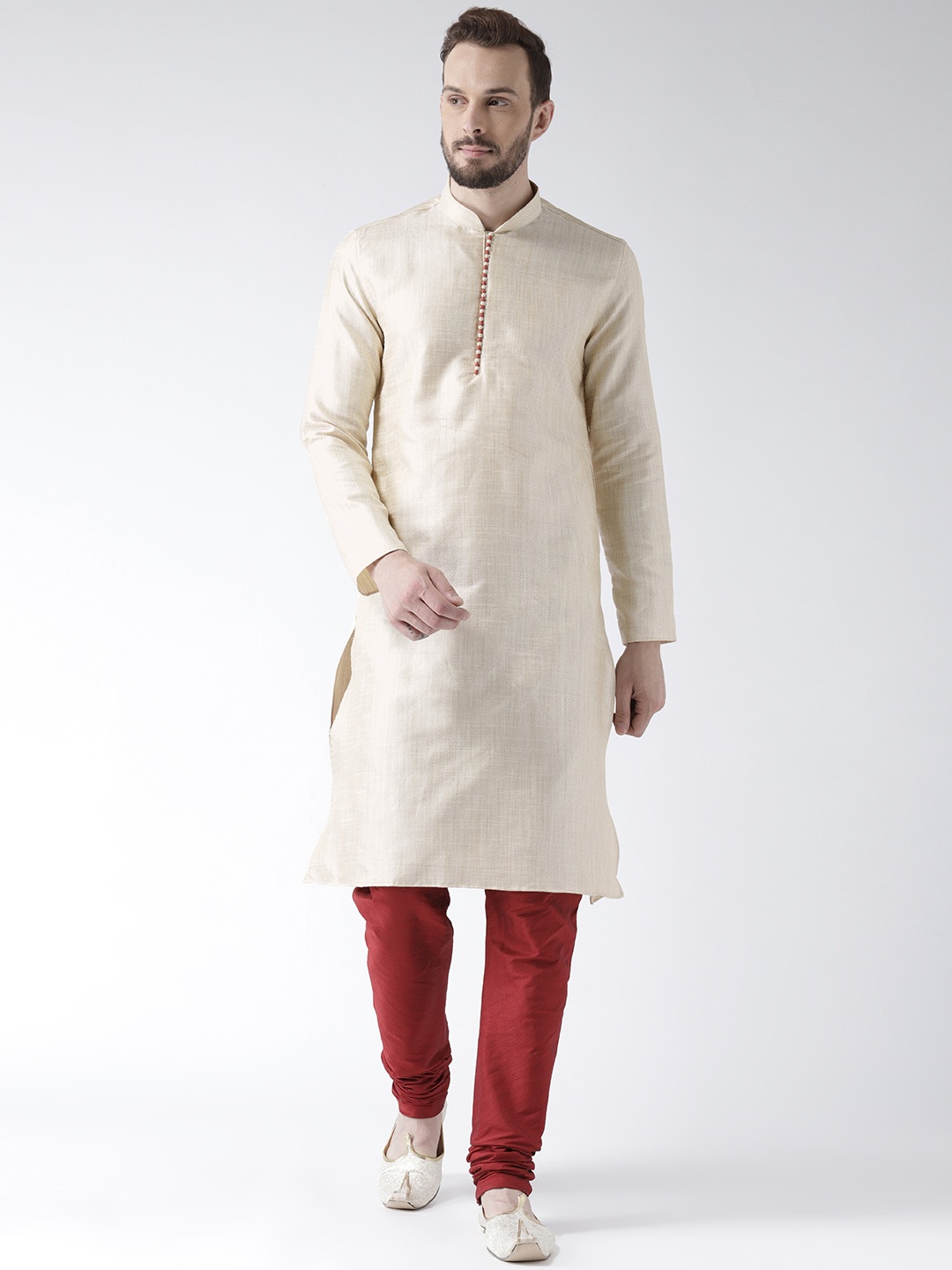 

DEYANN Men Cream-Coloured & Maroon Self Design Kurta with Pyjamas