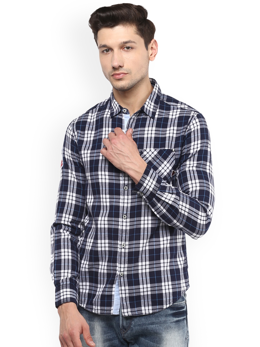 

SPYKAR Men Navy Blue & White Slim Fit Checked Casual Shirt