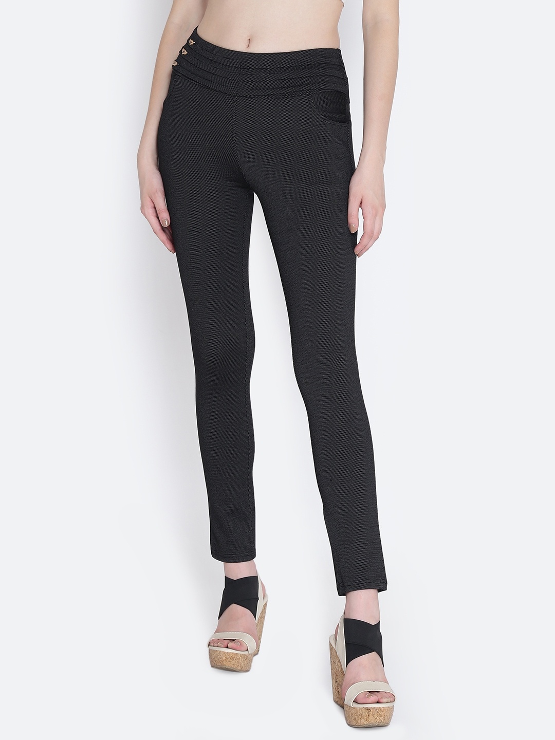 

Claura Women Black Slim Fit Printed Jeggings