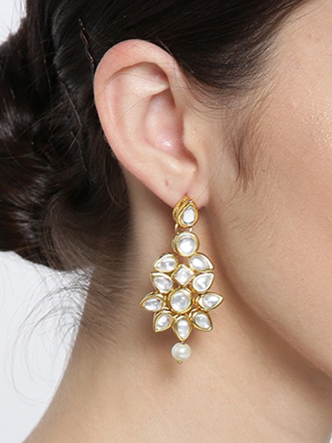 

KARATCART Gold-Plated Kundan-Studded Floral Handcrafted Drop Earrings