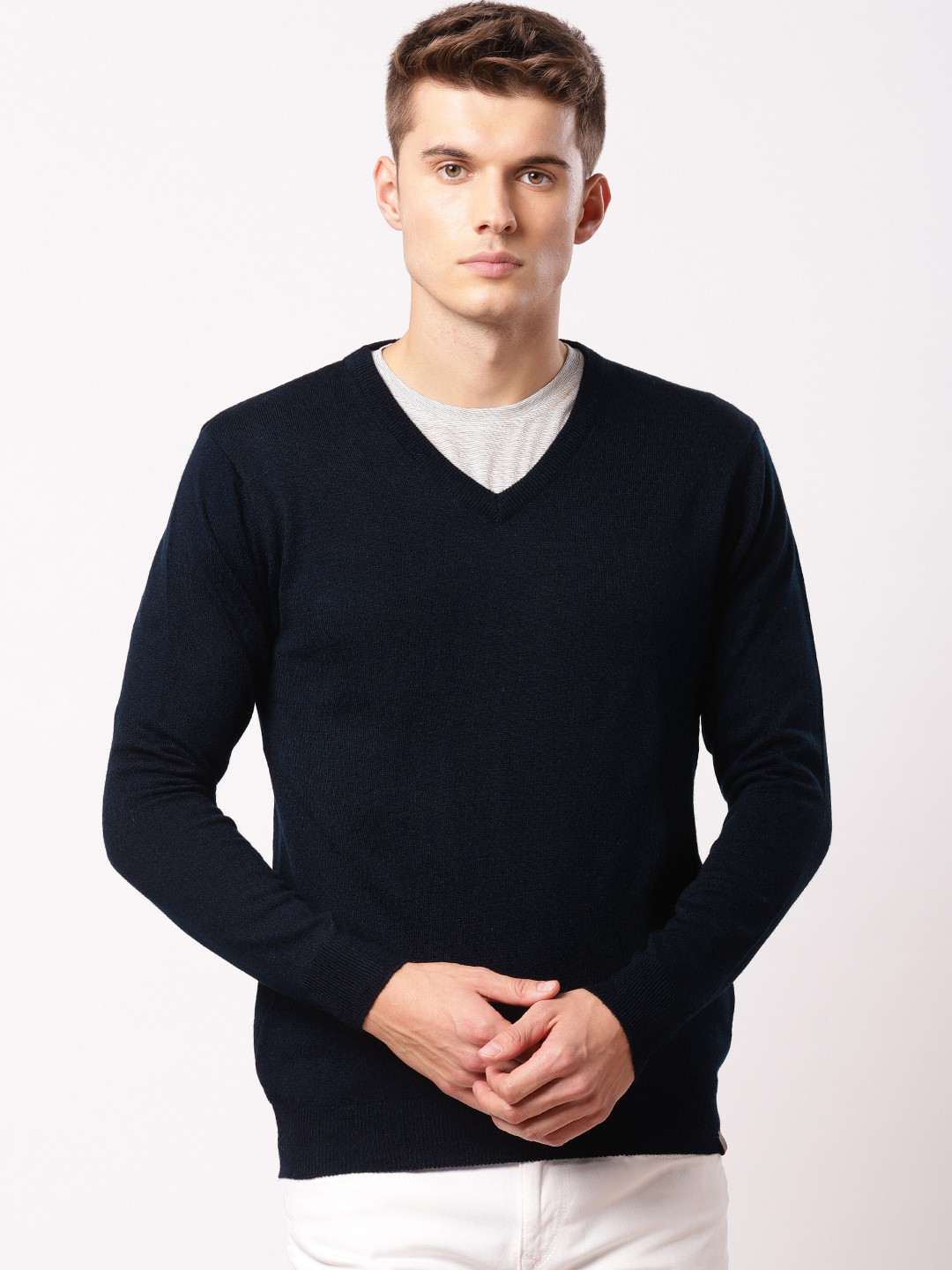 

ether Men Navy Blue Solid Pullover
