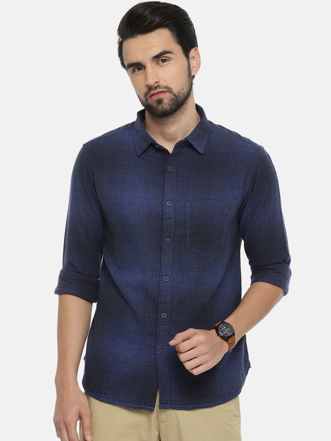 

SPYKAR Men Navy Blue & Black Regular Fit Checked Casual Shirt