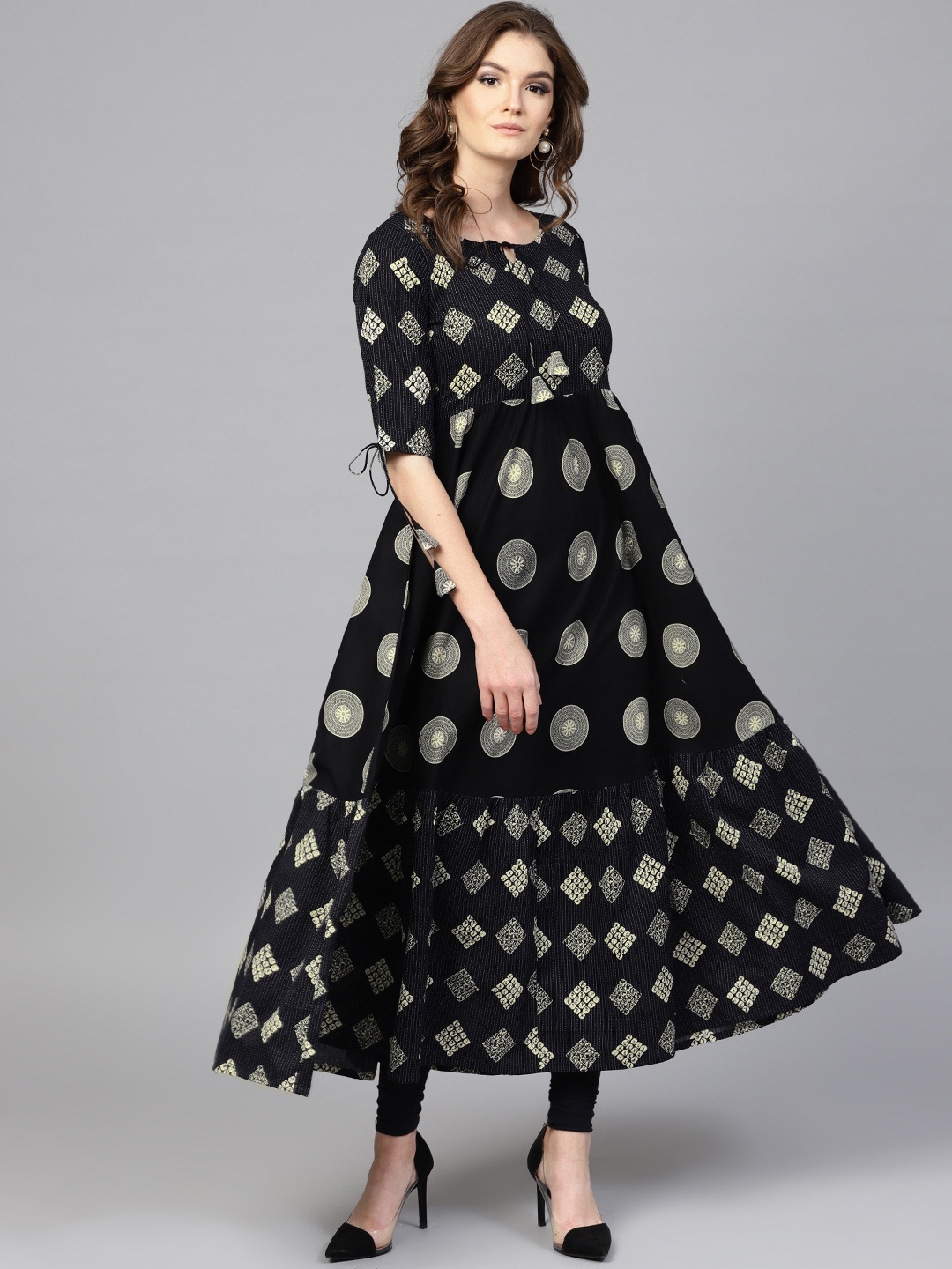 

GERUA Women Black & Beige Printed Anarkali Kurta