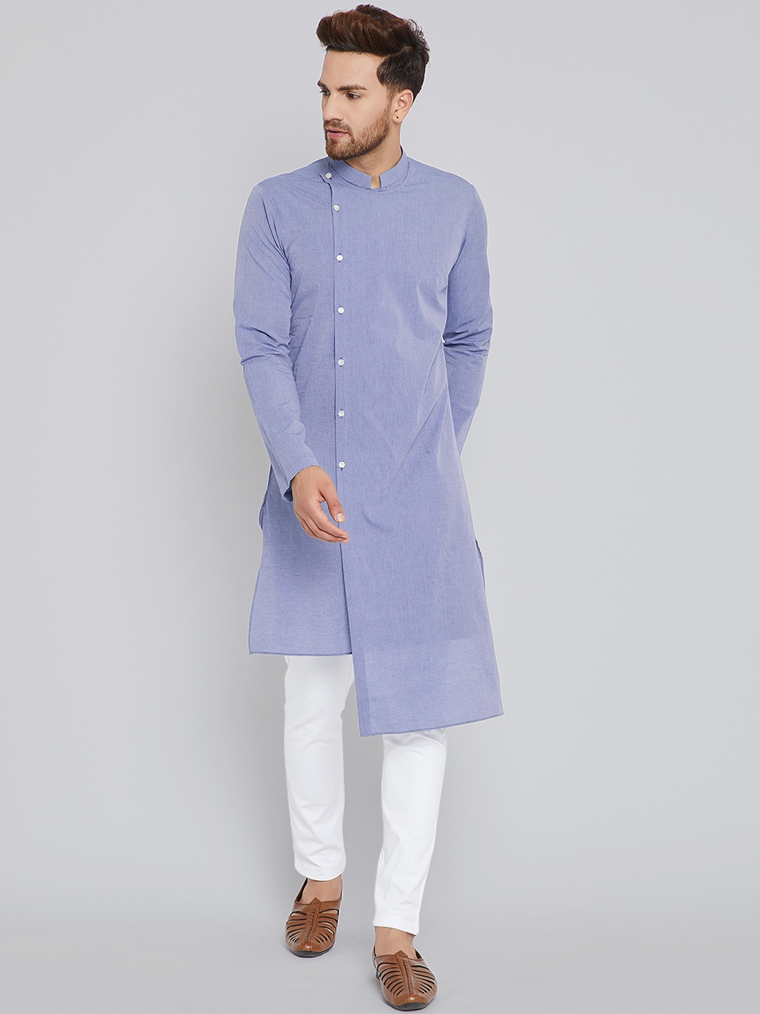 

See Designs Men Grey Solid Kurta with Churidar