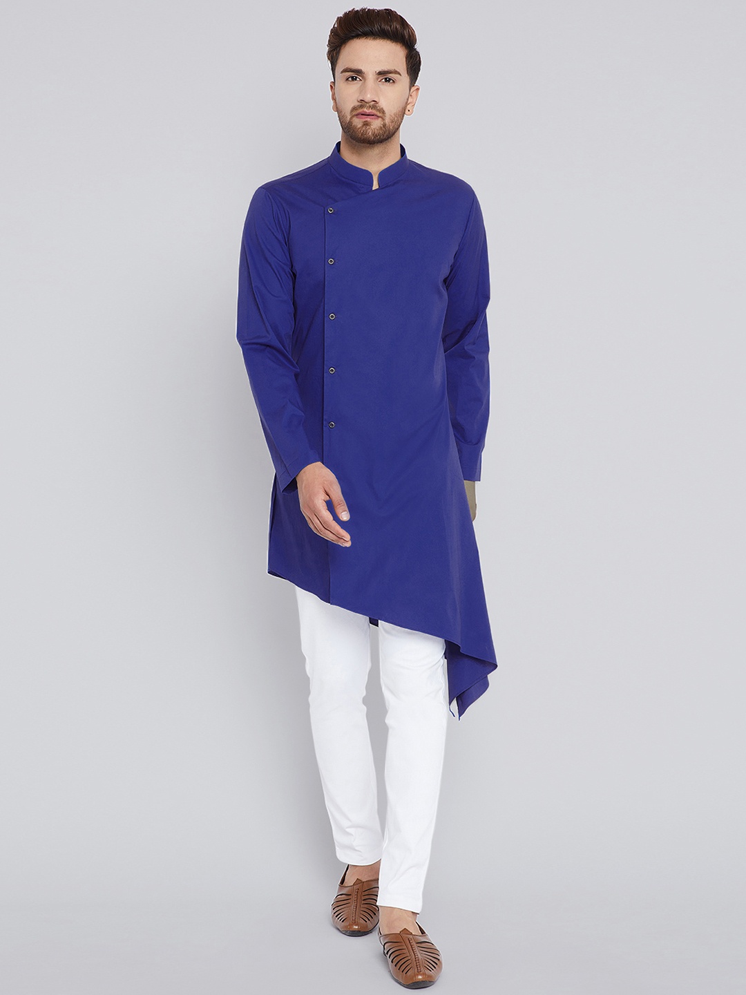 

See Designs Men Blue Solid Kurta with Churidar