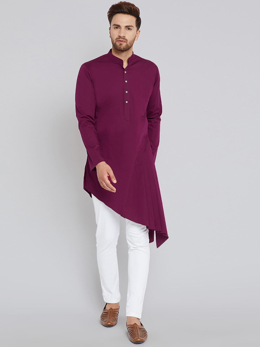 

See Designs Men Burgundy Solid Kurta with Churidar