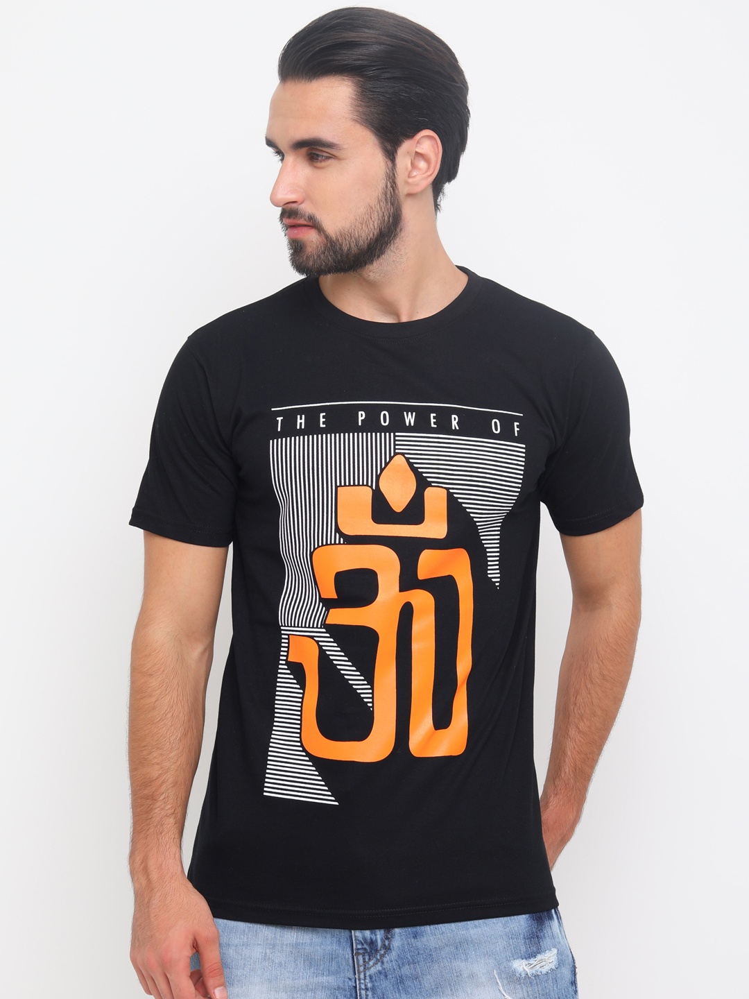 

Bushirt Men Black Printed Round Neck T-shirt
