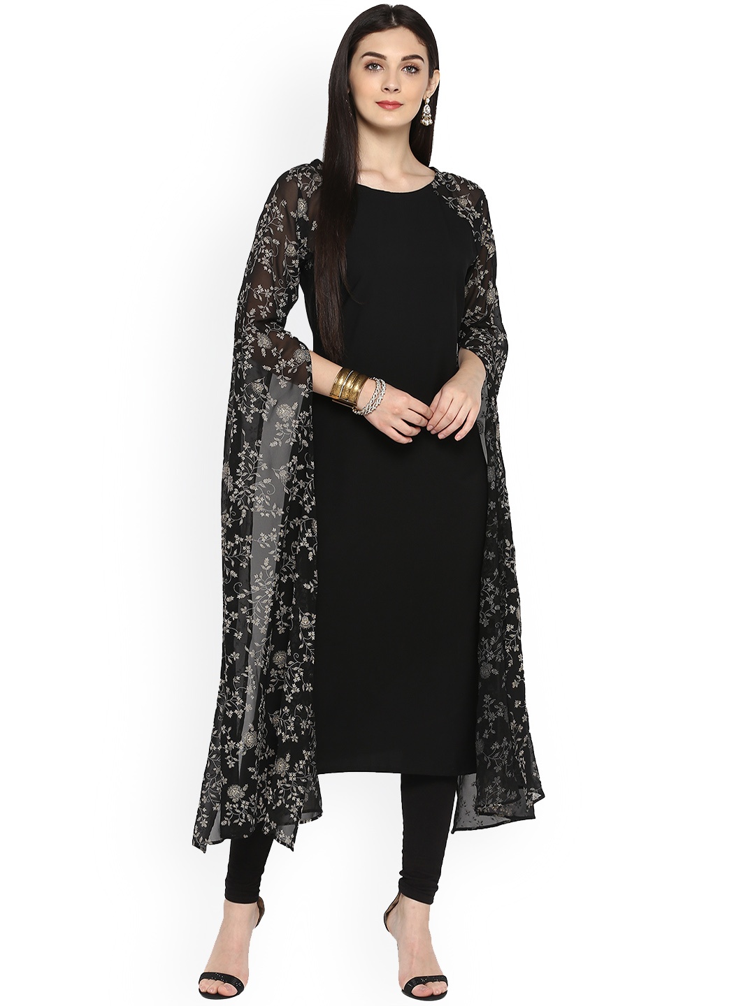 

Ahalyaa Women Black Printed Straight Kurta