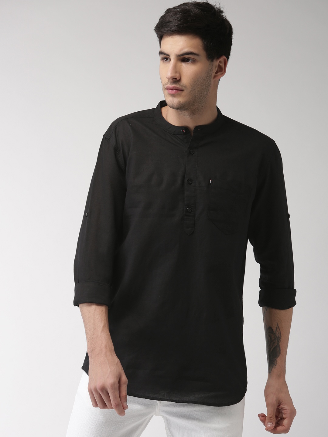 

HIGHLANDER Men Black Slim Fit Solid Casual Shirt
