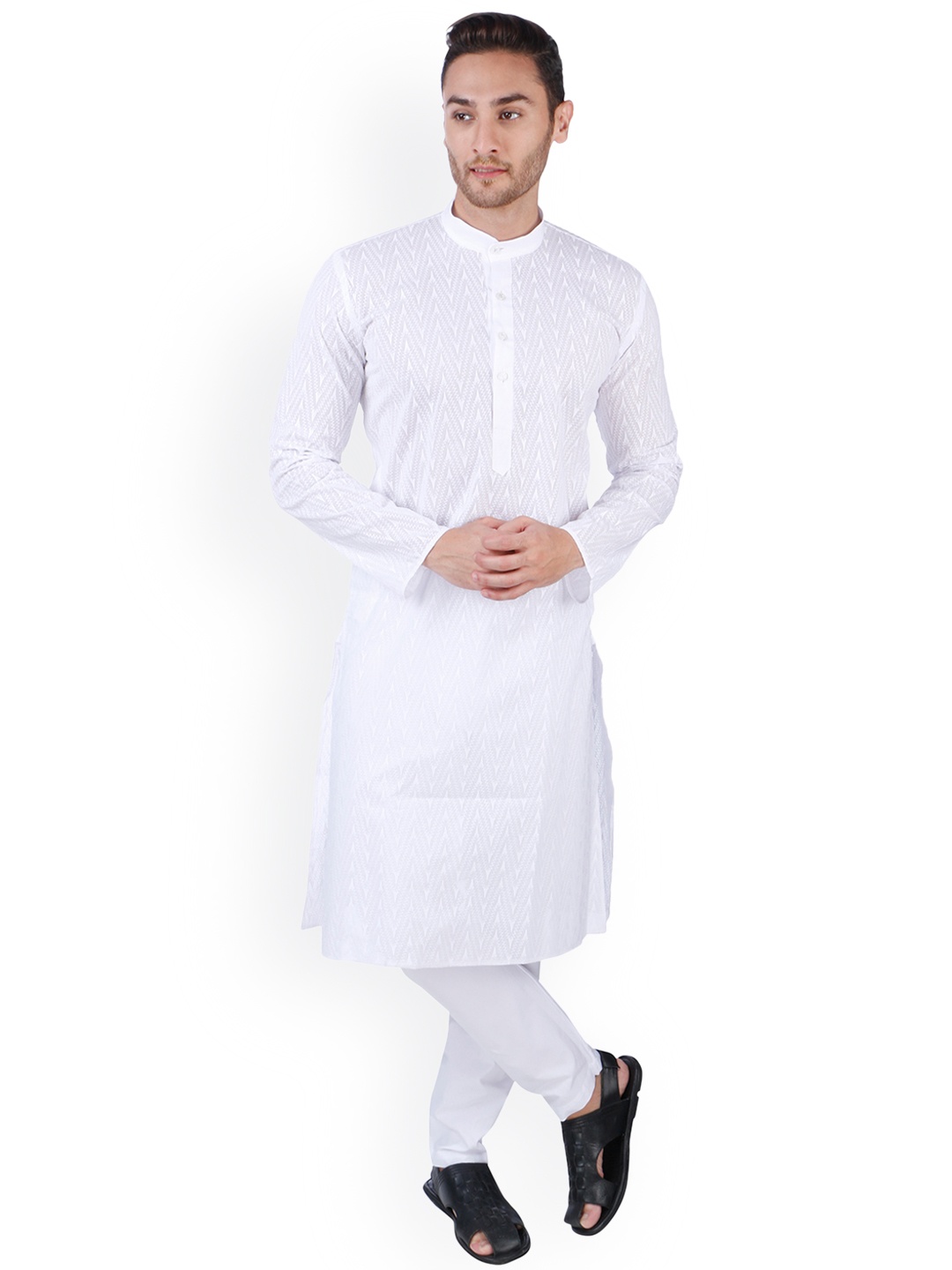 

RAJUBHAI HARGOVINDAS Men White Embroidered Straight Kurta