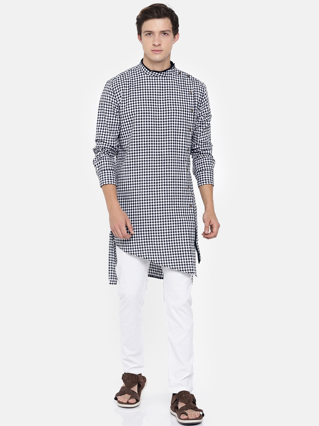 

Freehand by The Indian Garage Co Men Navy Blue White Self Design Kurta with Pyjamas