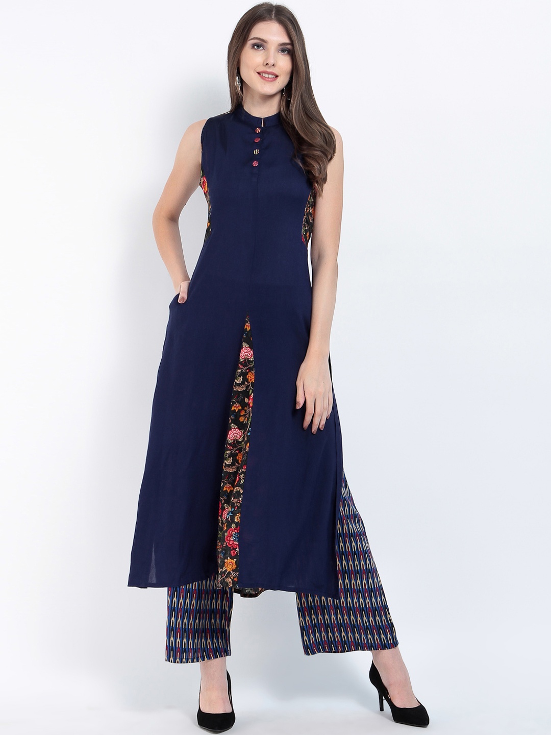 

Ives Women Navy Blue Printed Straight Kurta