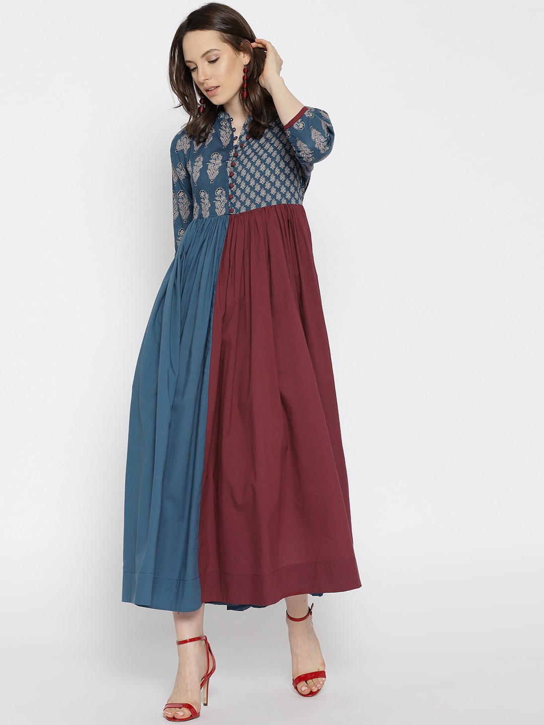 

Varanga Women Blue Printed Fit and Flare Dress