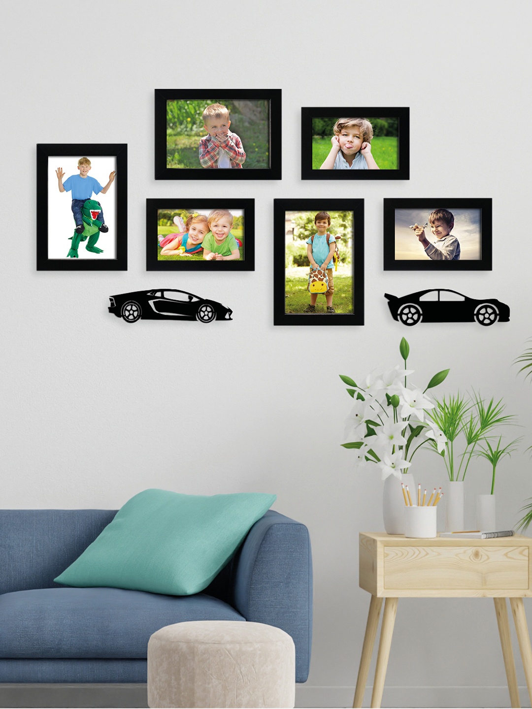 

Random Set of 6 Black Solid Photo Frames With 2 Car Plaques