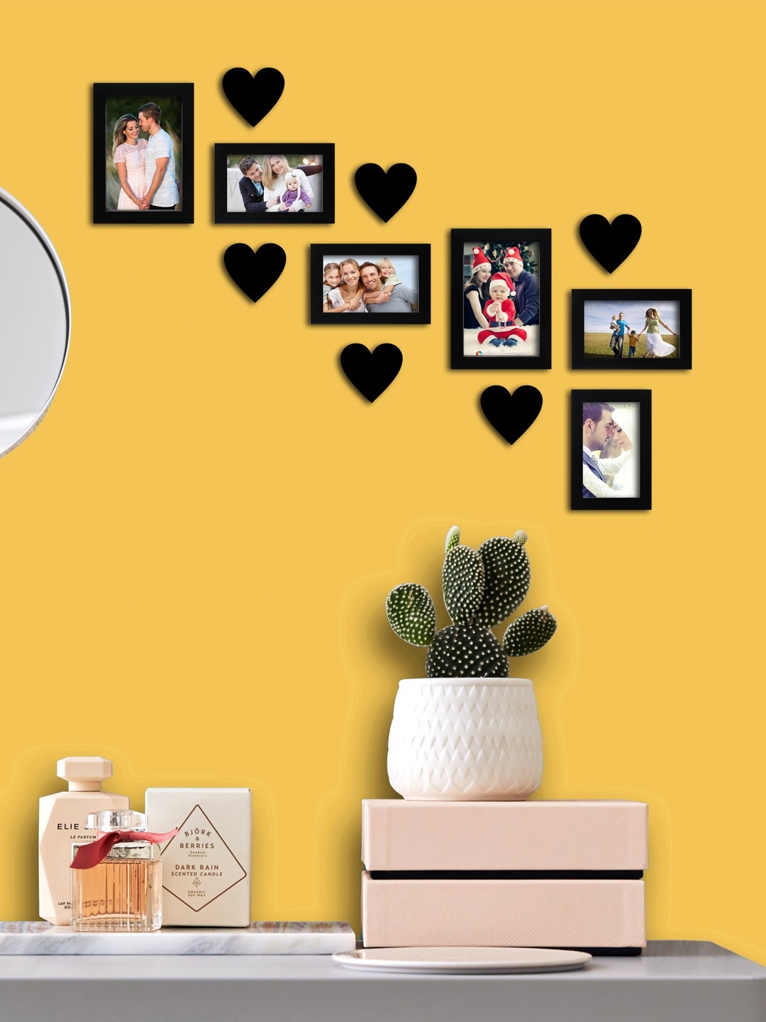 

Random Set of 6 Black Solid Photo Frames With Heart Shaped Plaques
