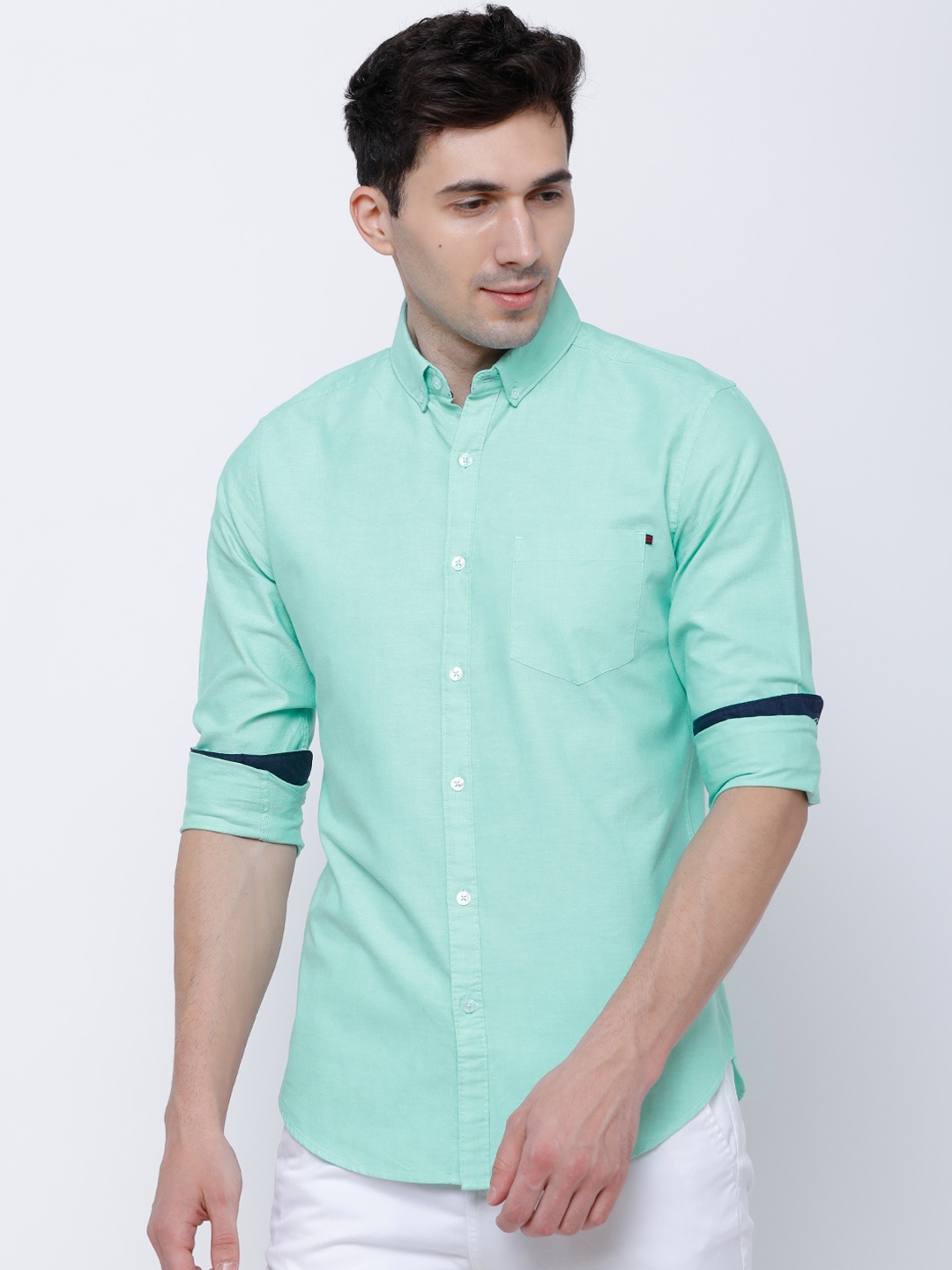 

Black coffee Men Green Slim Fit Solid Casual Shirt