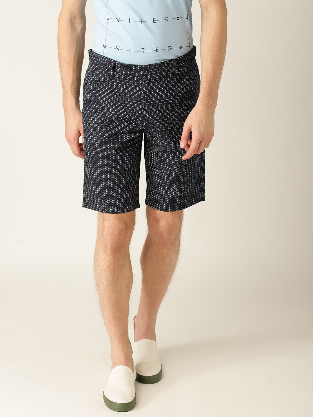 

United Colors of Benetton Men Navy Printed Shorts, Navy blue