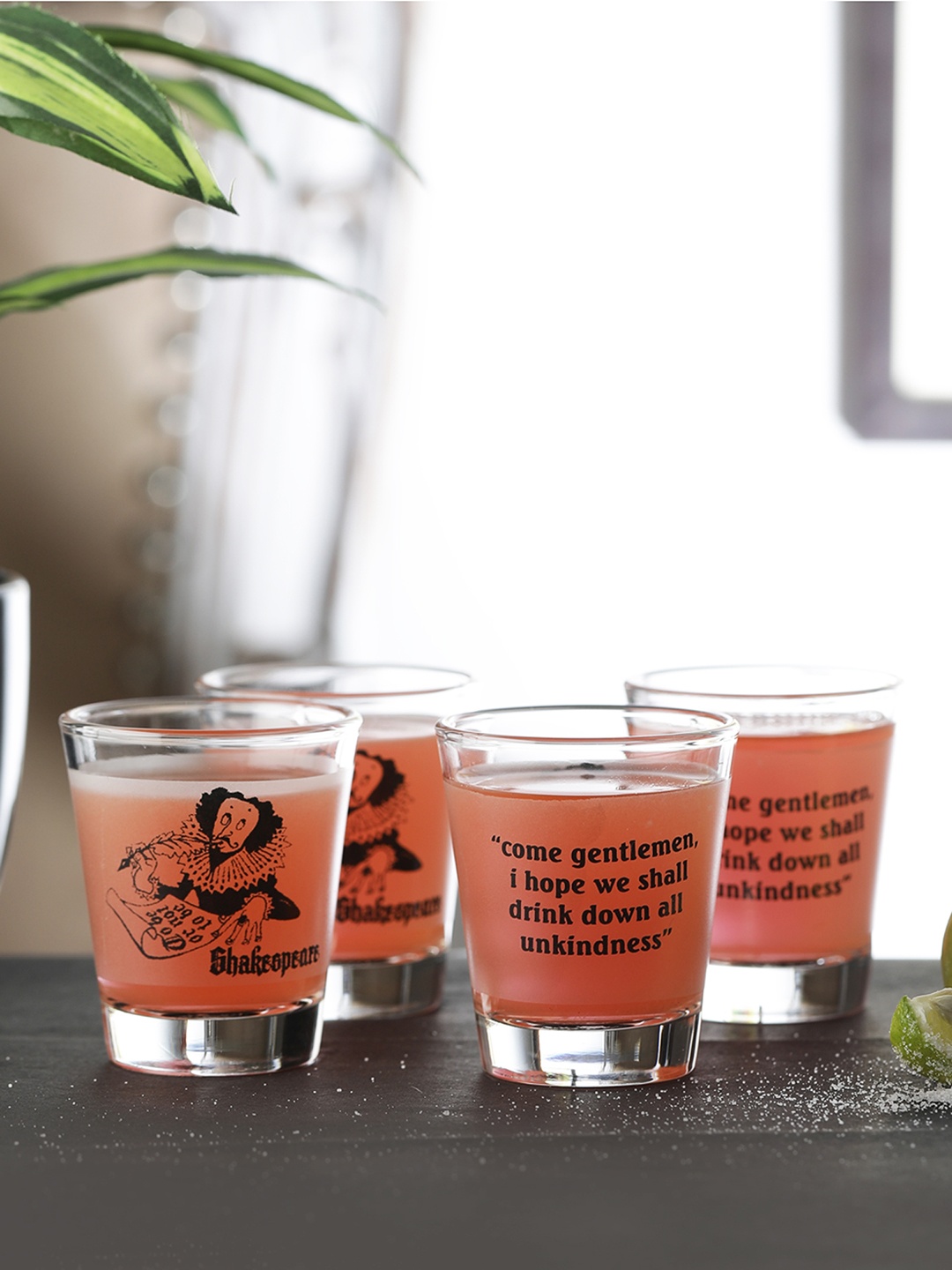 

EK DO DHAI Set of 4 SHAKESPEARE Shot Glass 60 ml, Multi