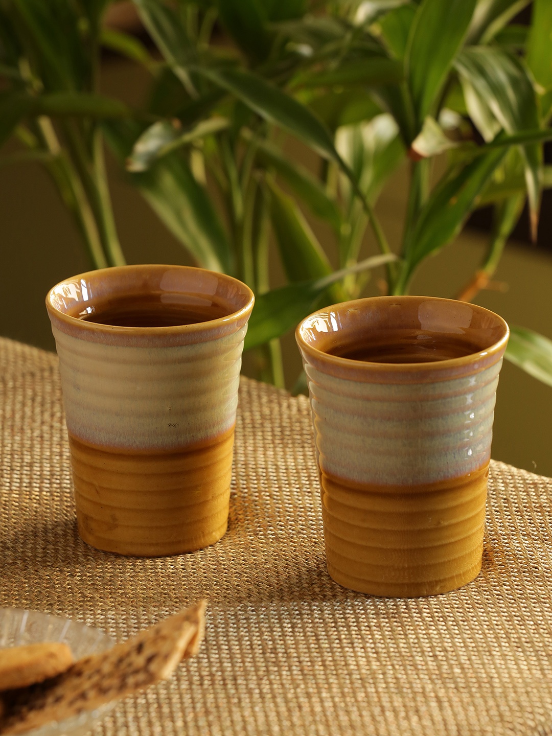 

ExclusiveLane Mustard & Off-White 2-Pieces Solid Ceramic Glasses Set