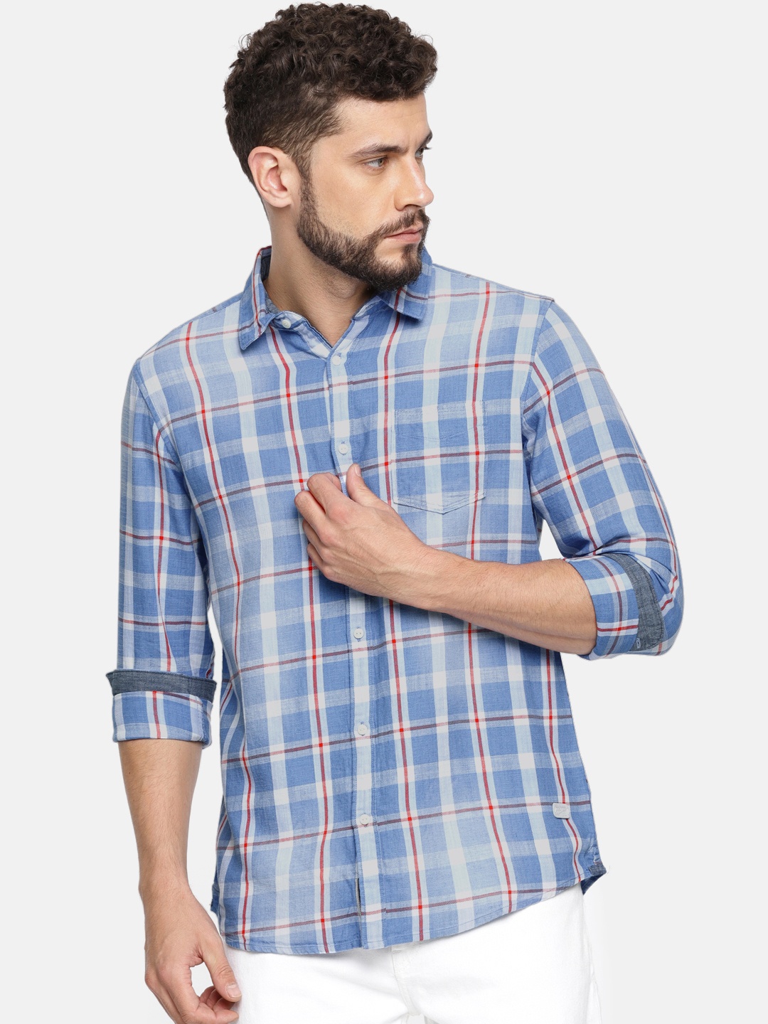 

Being Human Men Blue & Red Slim Fit Checked Casual Shirt