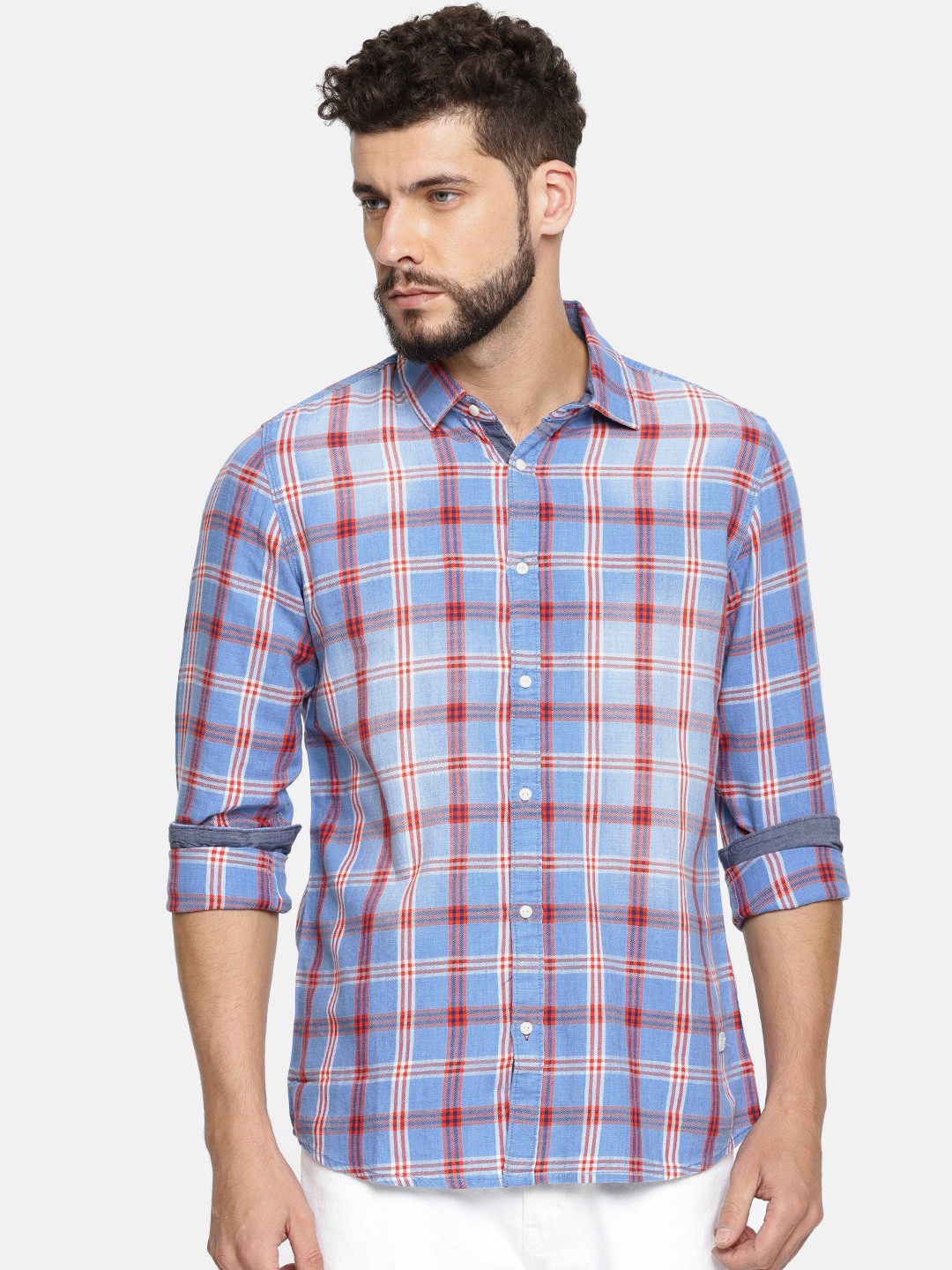 

Being Human Men Blue & Red Slim Fit Checked Casual Shirt