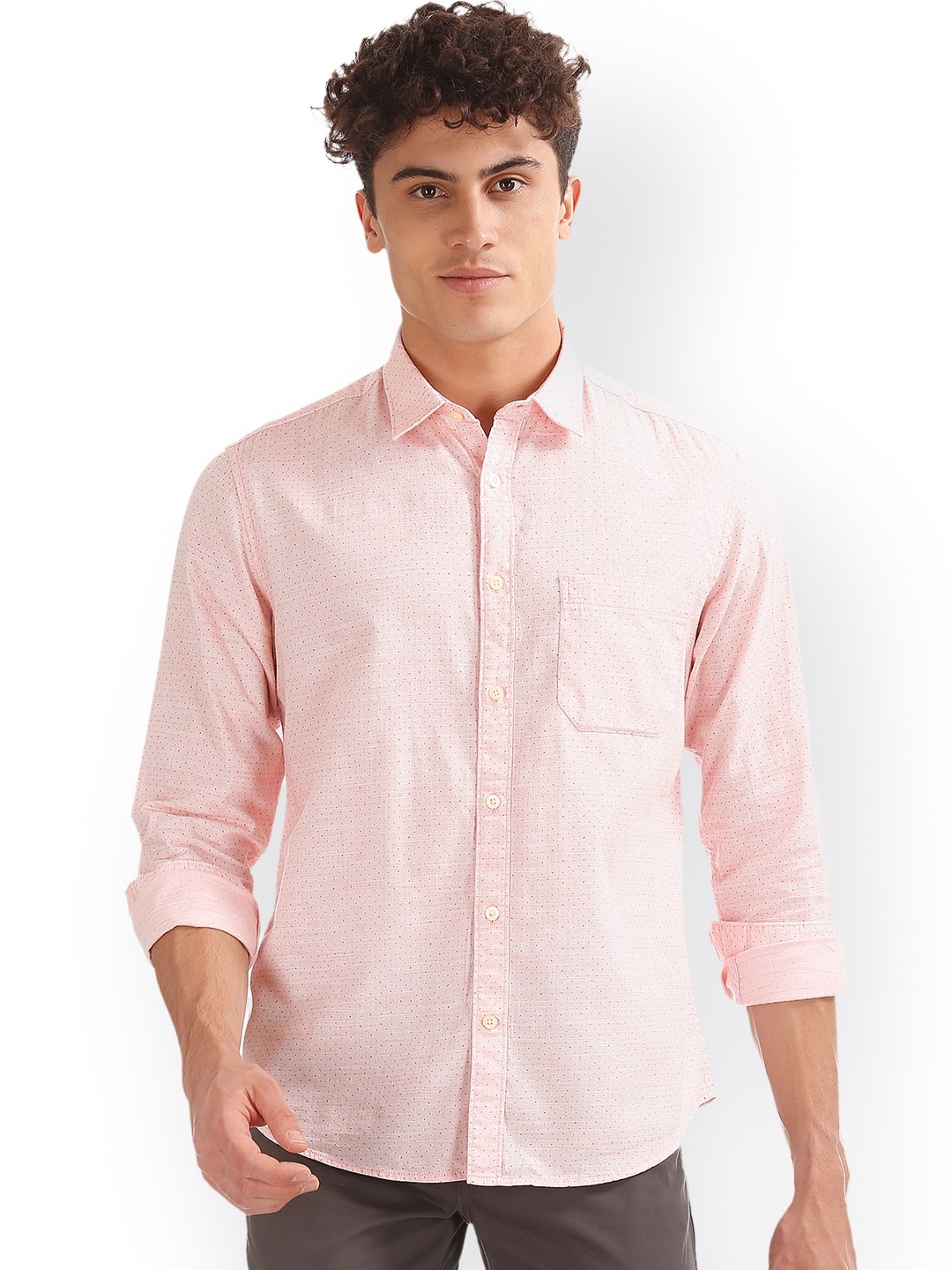 

IZOD Men Pink Slim Fit Printed Casual Shirt