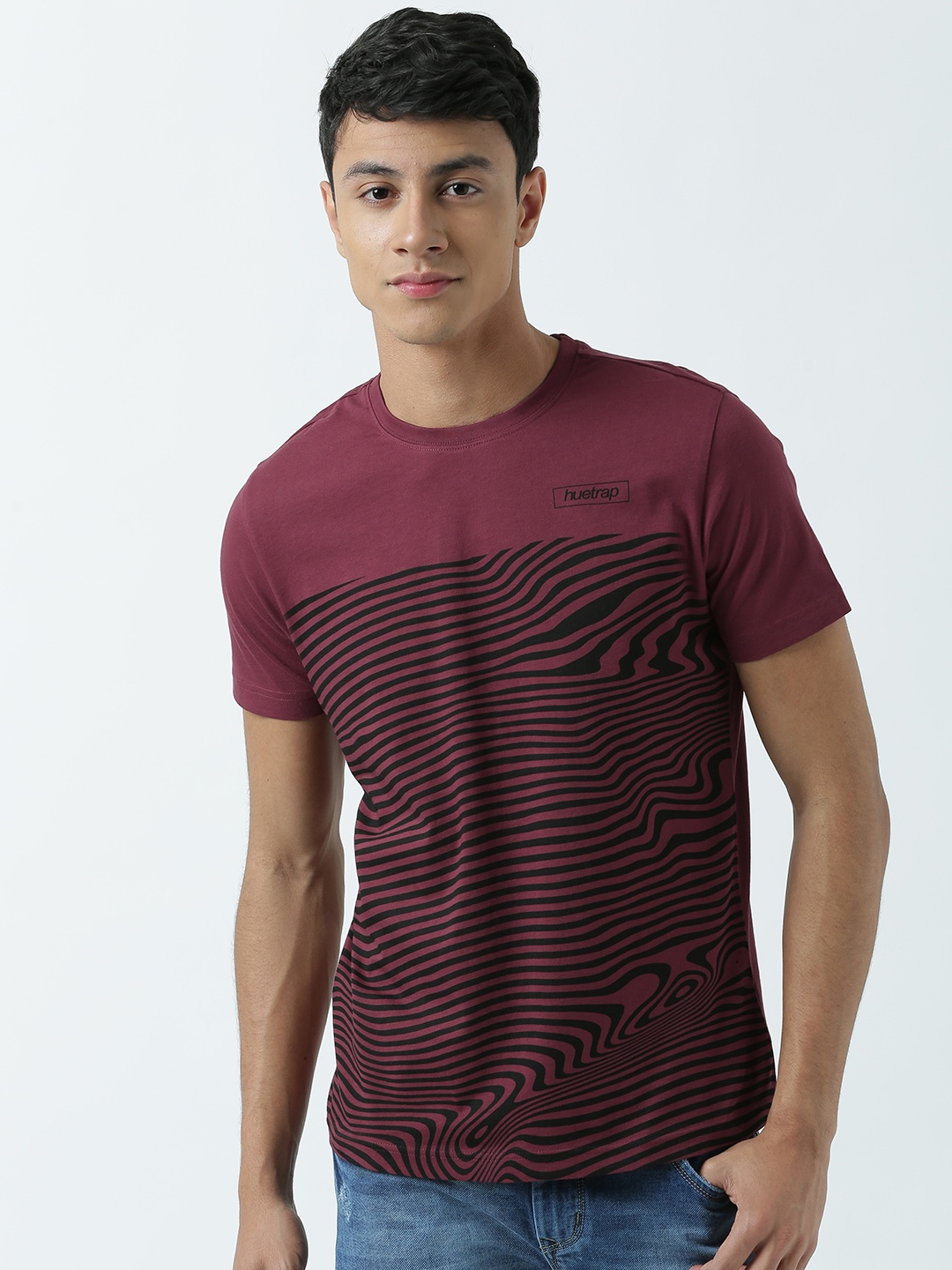 

Huetrap Men Burgundy Striped Round Neck T-shirt