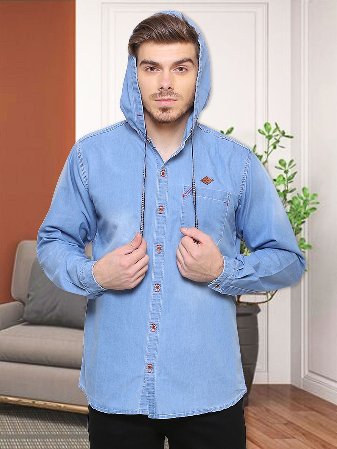 

Kuons Avenue Men Blue Contemporary Slim Fit Faded Hooded Casual Shirt