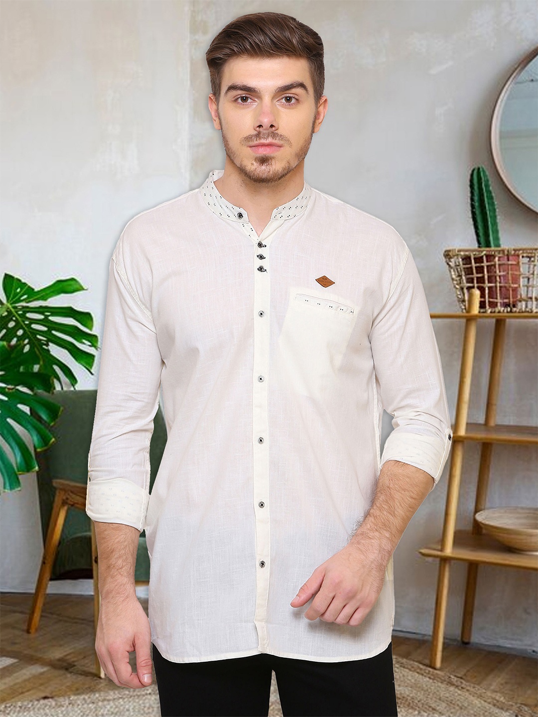 

Kuons Avenue Men Beige Contemporary Slim Fit Solid Casual Shirt